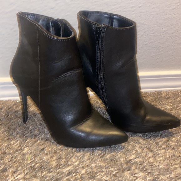 Super cute black booties - only worn once - Picture 3 of 4